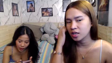 your_twinkletoes18 online show from July 31, 11:49 am