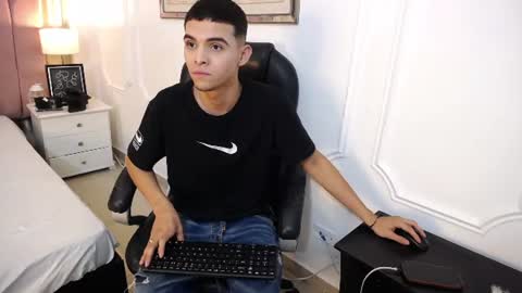 Angel online show from July 29, 11:56 pm