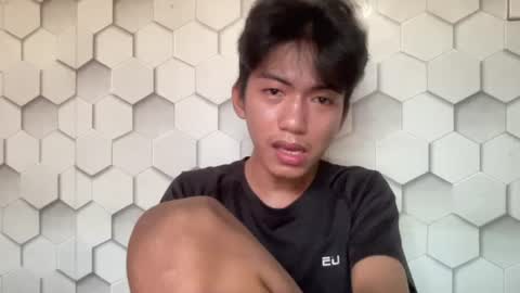 yourasian_boy online show from August 12, 4:04 am
