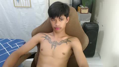 yourasian_eric online show from August 1, 6:30 am