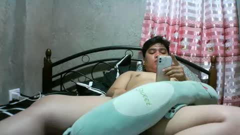 yourasian_lover29 online show from May 27, 2:19 pm