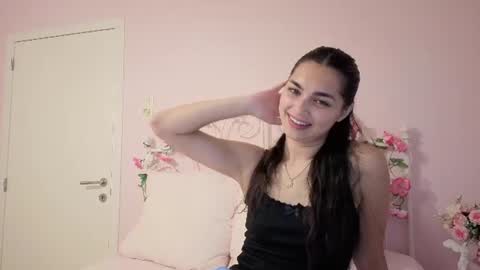 yourbella37 online show from July 29, 7:54 pm