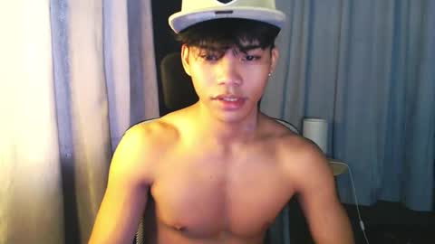 rainy online show from July 19, 11:51 pm