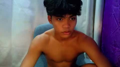 rainy online show from July 30, 1:46 am