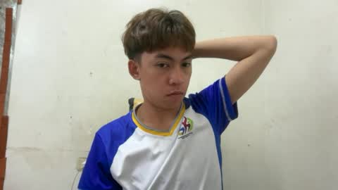 April online show from August 11, 12:23 am