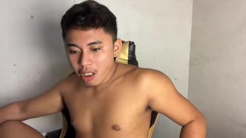 yourcummer_mykhel online show from August 3, 5:53 pm