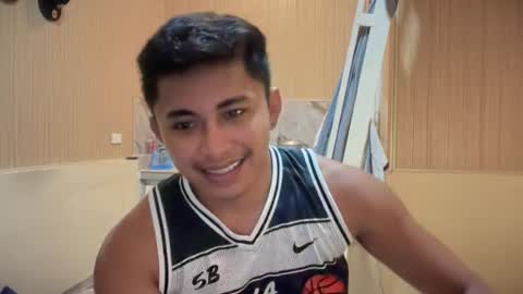yourcummer_mykhel online show from August 10, 4:41 pm