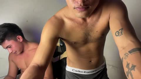 yourcummer_mykhel online show from August 12, 7:16 pm
