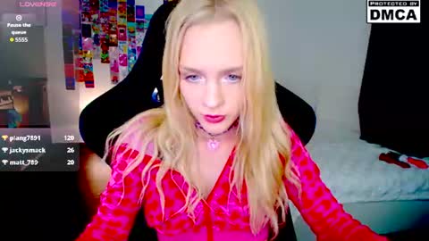 yourfairyalice_ online show from August 15, 12:25 am