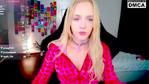 yourfairyalice_ online show from August 15, 2:37 am