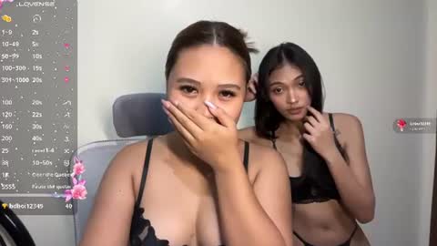 yourfantasyyy_ online show from August 13, 12:30 pm