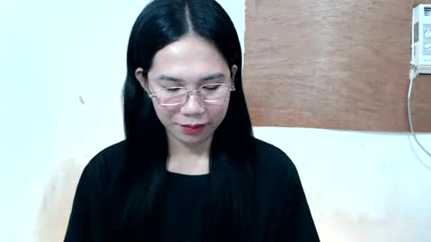 yourfavv_kim online show from August 9, 1:23 pm