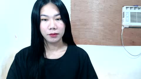 yourfavv_kim online show from August 10, 9:11 am
