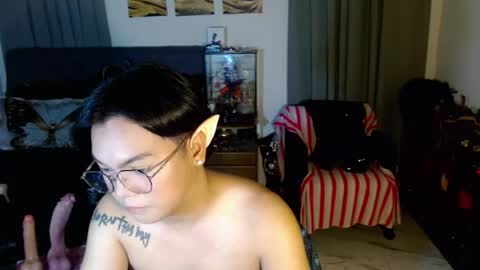 Fem boi Nards online show from July 3, 8:33 pm