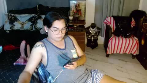Fem boi Nards online show from July 5, 7:55 am