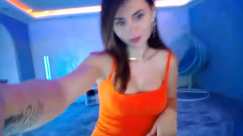 call meKira online show from July 19, 6:21 pm