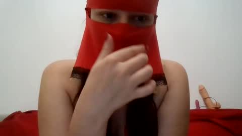 yourgirlnextdoor00 online show from September 5, 3:55 am