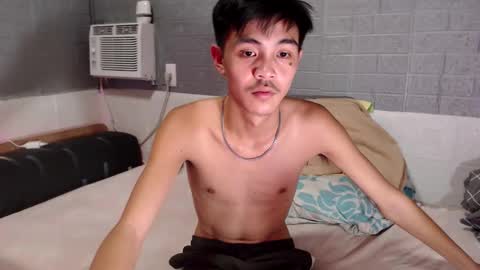 yourguy_josh23 online show from April 9, 5:37 am