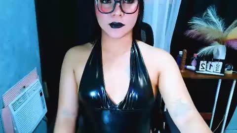 christine online show from August 12, 9:55 am