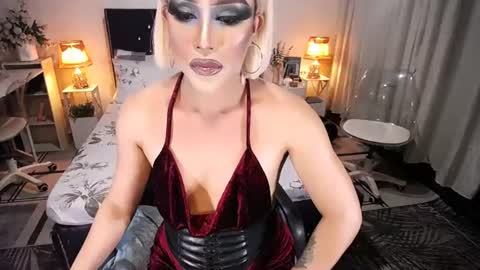  --               online show from August 5, 12:03 pm