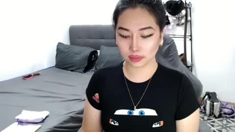 tifanny online show from August 15, 4:38 am