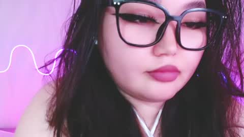 Amina online show from August 1, 7:09 pm