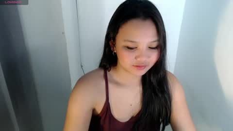 yournaughty_leigh online show from August 7, 10:43 pm