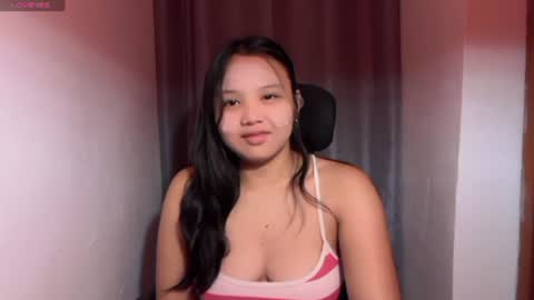 yournaughty_leigh online show from August 9, 11:06 pm