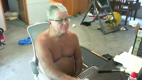 yourpoppi55 online show from June 27, 6:10 pm
