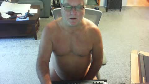 yourpoppi55 online show from July 24, 12:30 pm