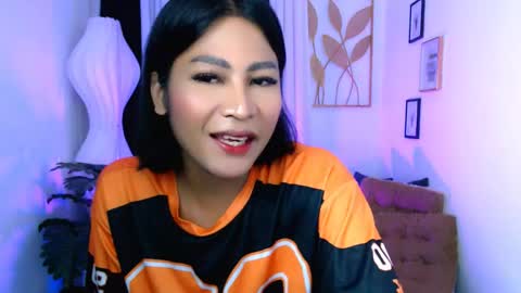 yourprettybella_ts online show from May 21, 12:18 pm