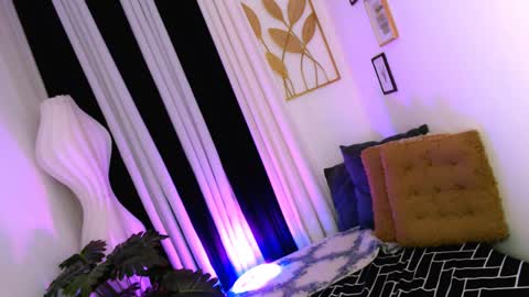yourprettybella_ts online show from May 22, 10:39 am