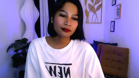 yourprettybella_ts online show from May 22, 3:47 pm