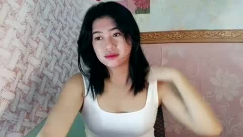 yourprettytrish online show from July 9, 7:02 am