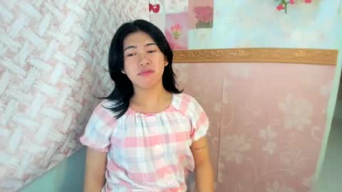yourprettytrish online show from July 15, 2:45 am