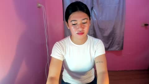 yourprettytrish online show from August 13, 1:14 pm