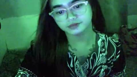 yourprincessthea online show from May 3, 3:06 pm