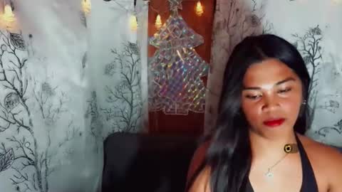 queenjedaa online show from May 7, 2:07 pm