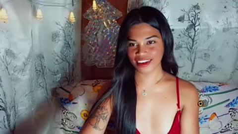 queenjedaa online show from May 11, 7:49 pm