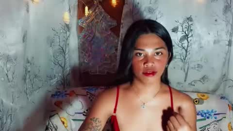 queenjedaa online show from May 18, 11:10 am