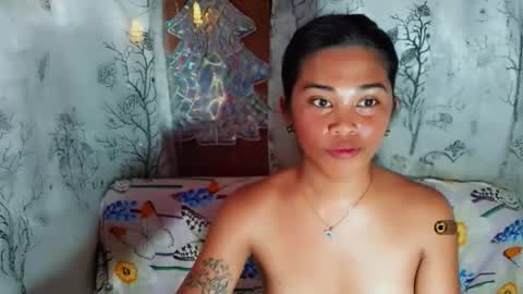 queenjedaa online show from May 19, 7:20 am