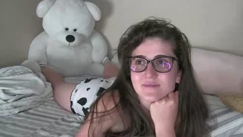 Yourr Muse online show from July 6, 4:48 am