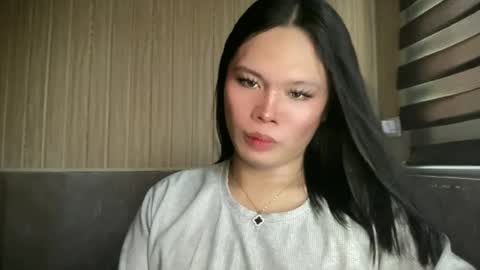 yourseductive_jem online show from August 12, 3:09 am