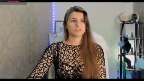 Alisson online show from August 17, 2:33 pm