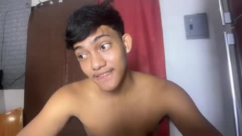 yourstreetguy_kenneth online show from July 30, 8:26 pm