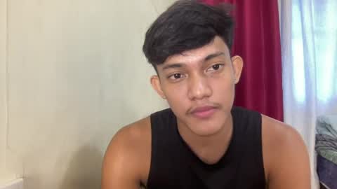 yourstreetguy_kenneth online show from August 2, 11:00 pm