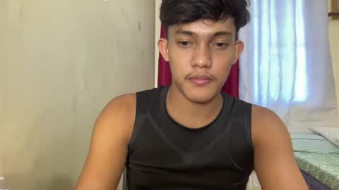 yourstreetguy_kenneth online show from August 4, 2:19 am
