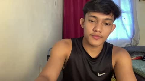 yourstreetguy_kenneth online show from August 7, 11:16 pm