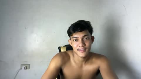 yourstreetguy_kenneth online show from August 10, 1:18 am