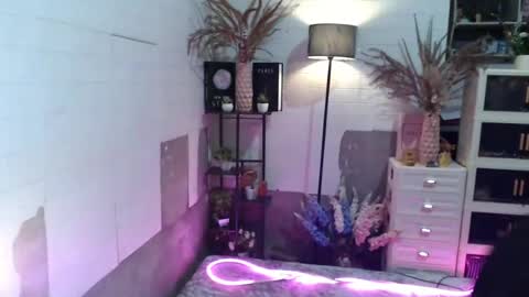 AMARA online show from August 3, 3:46 am